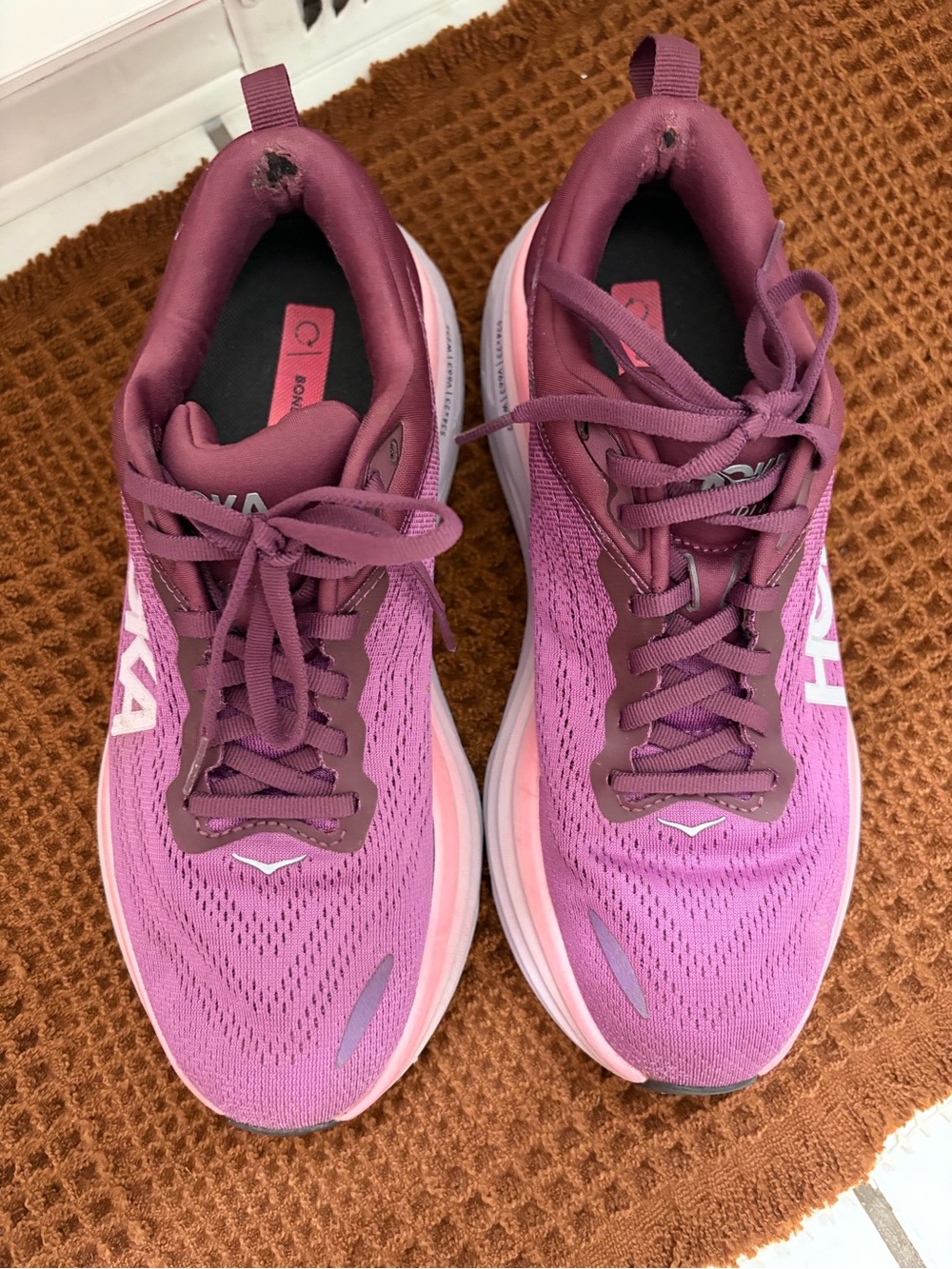 HOKA bondi 8 women’s size 9 - Picture 3 of 6
